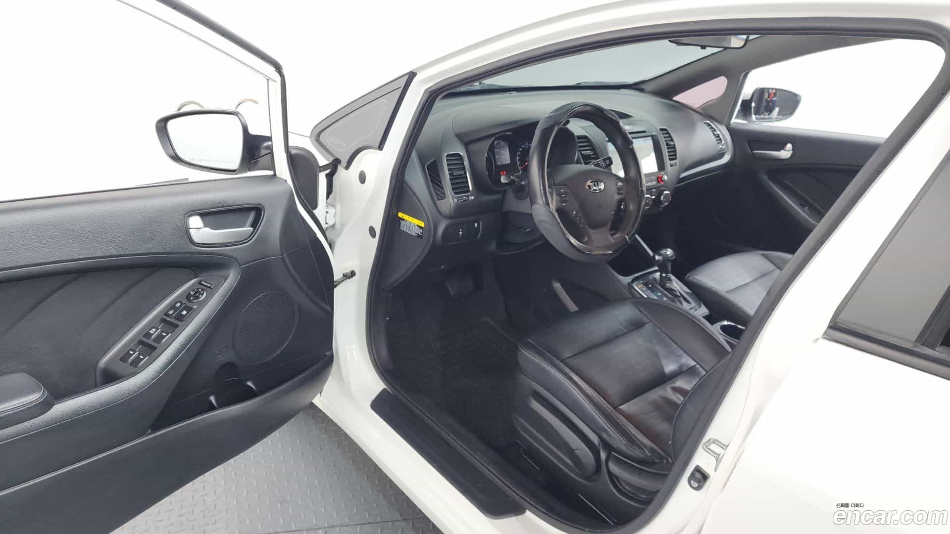 K3 Kia 2017.11-INNER-010