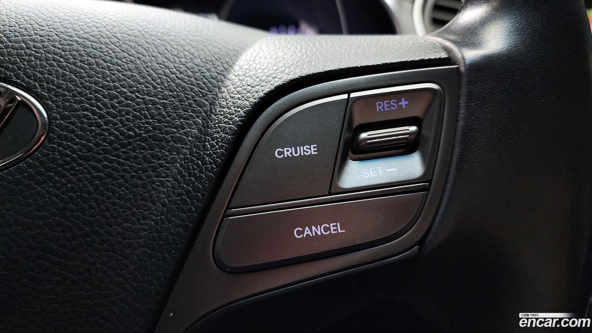 Main__Slider__Photo:Santafe Hyundai 2015.8-17