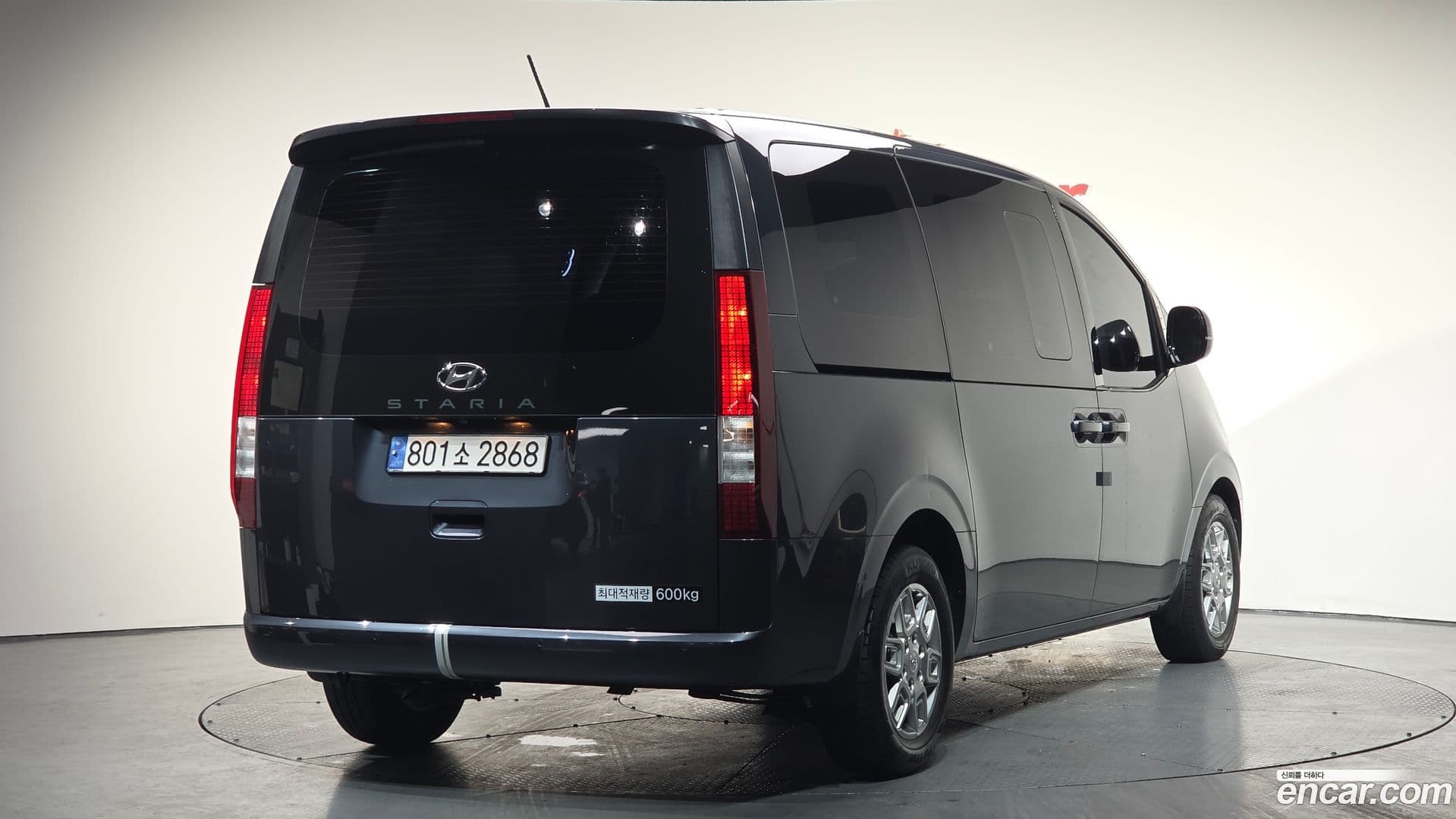 Main__Slider__Photo:Staria Hyundai 2024.2-1