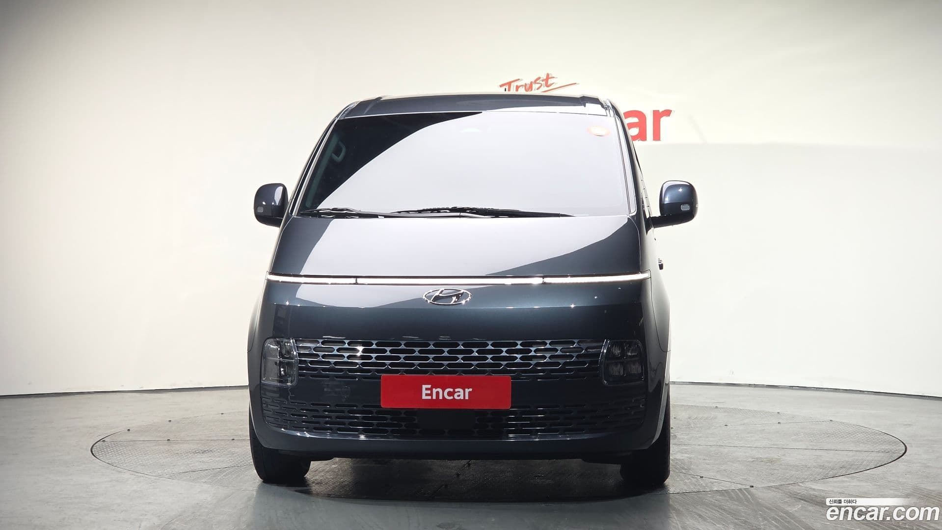 Main__Slider__Photo:Staria Hyundai 2024.2-2