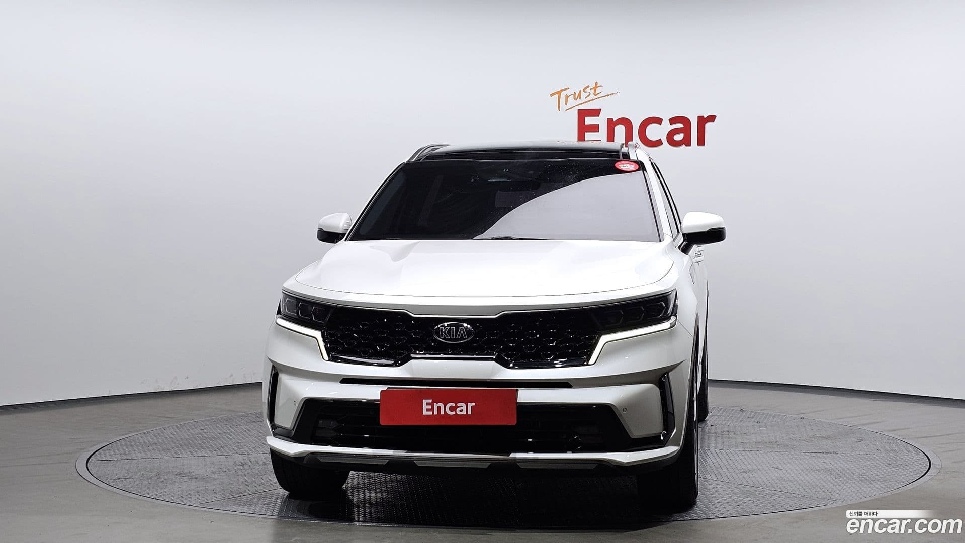 Main__Slider__Photo:Sorento Kia 2020.9-2