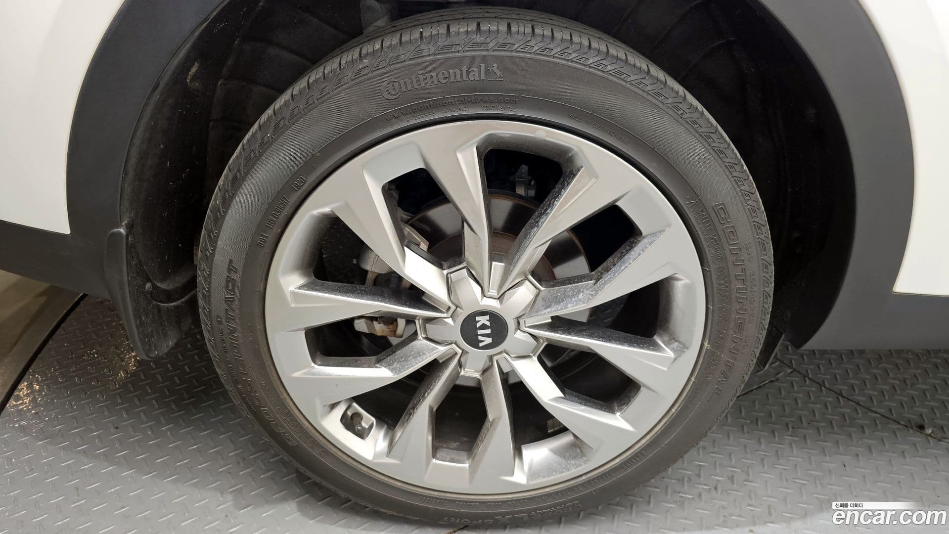 Main__Slider__Photo:Sorento Kia 2020.9-4