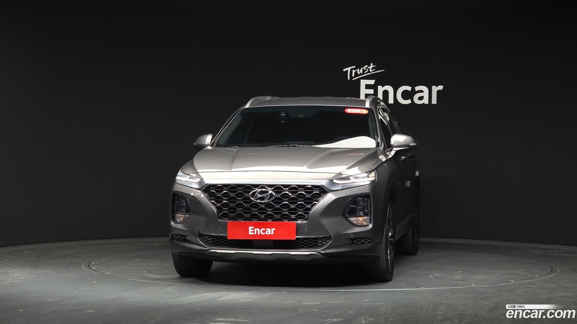 Main__Slider__Photo:Santafe Hyundai 2019.9-2