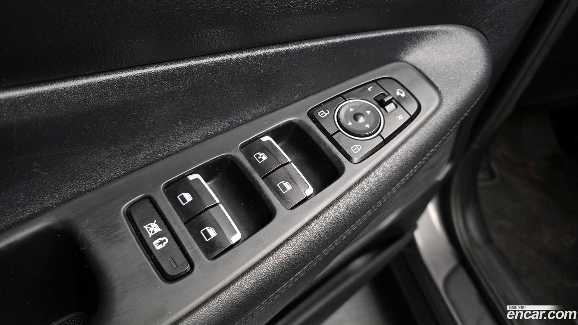 Main__Slider__Photo:Santafe Hyundai 2019.9-17