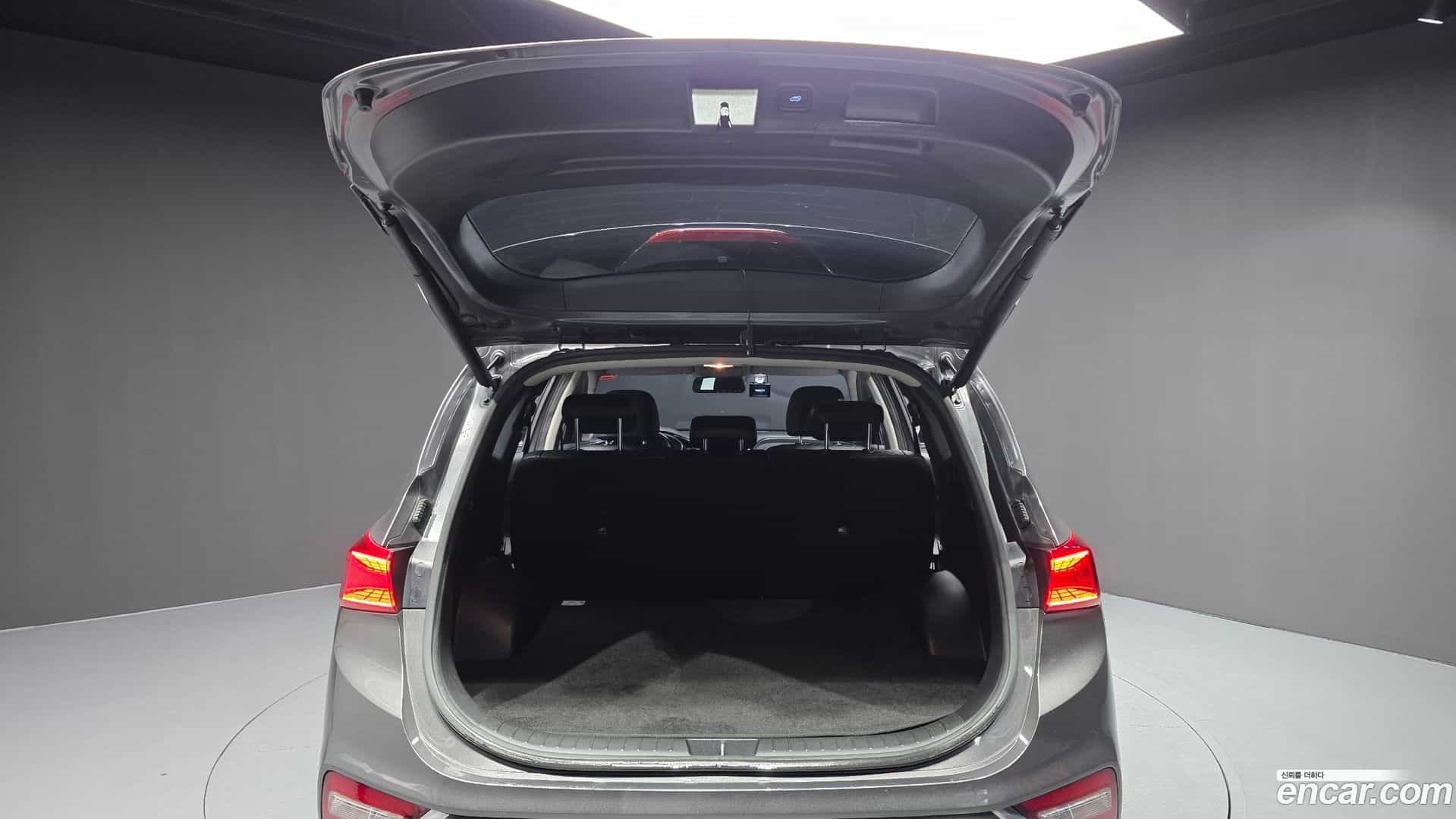 Santafe Hyundai 2019.9-OPTION-024