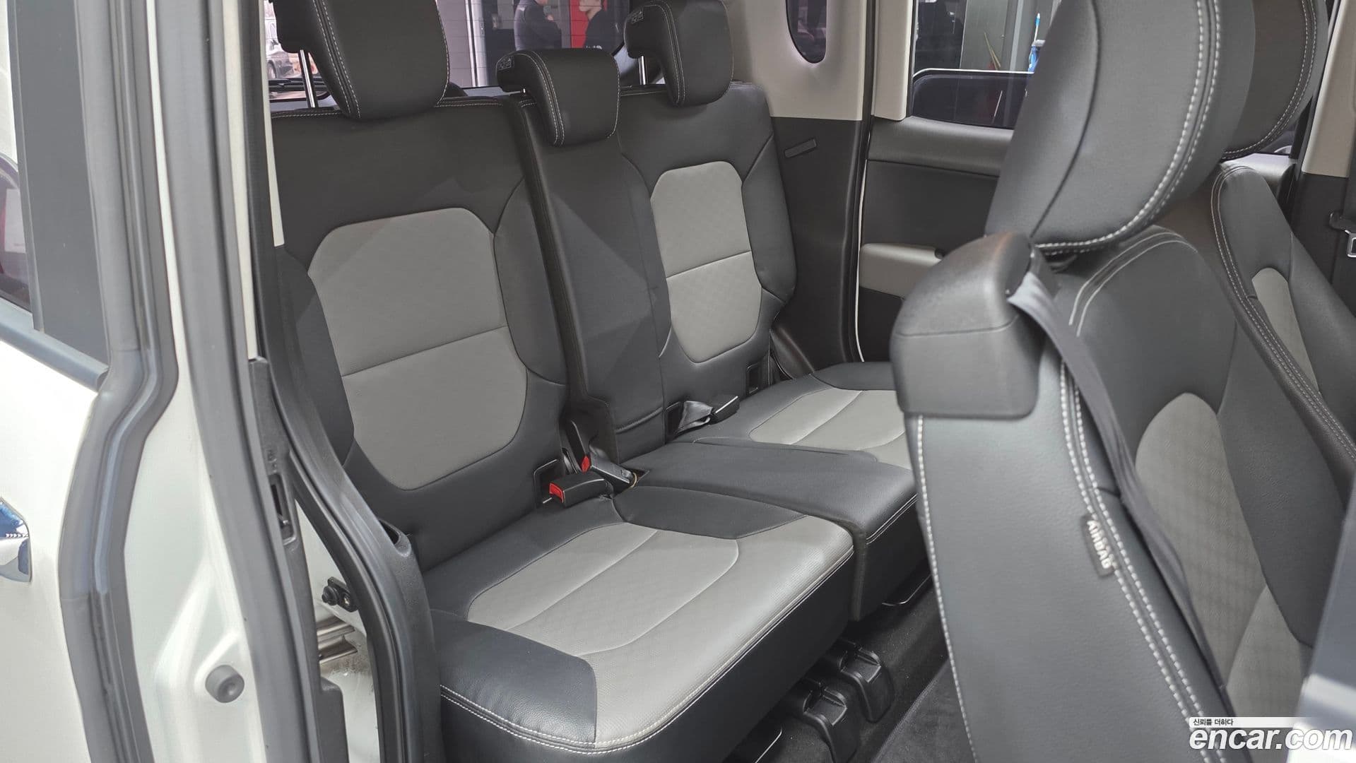 Main__Slider__Photo:RAY Kia 2022.5-12