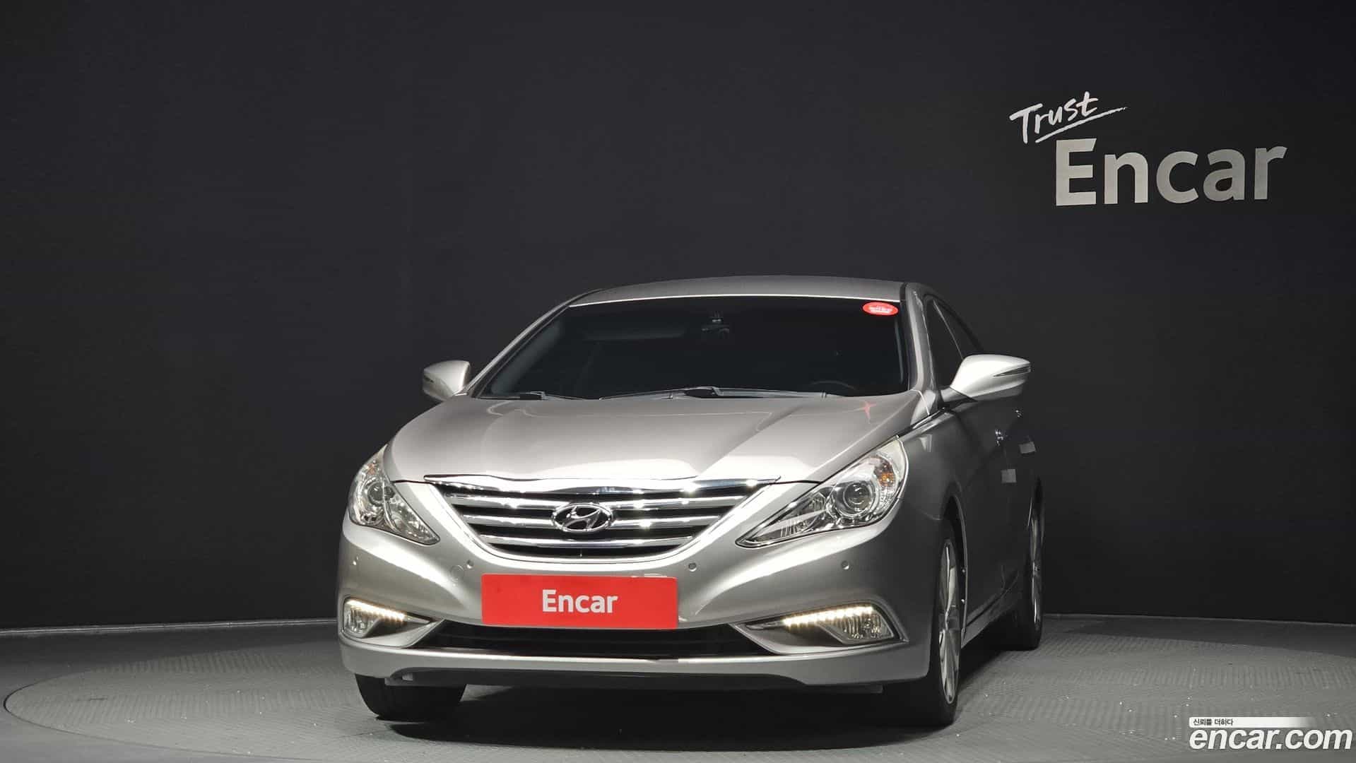 Sonata Hyundai 2013.8-OUTER-003