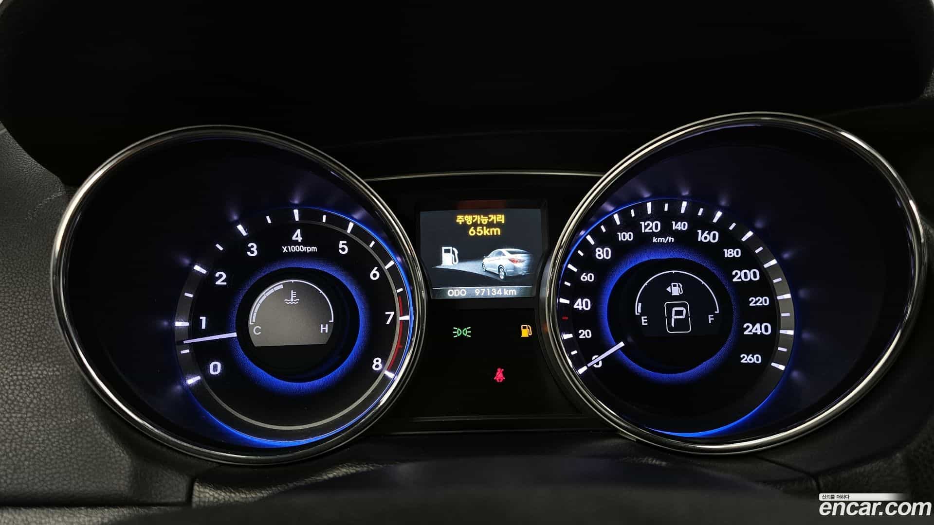 Sonata Hyundai 2013.8-INNER-008