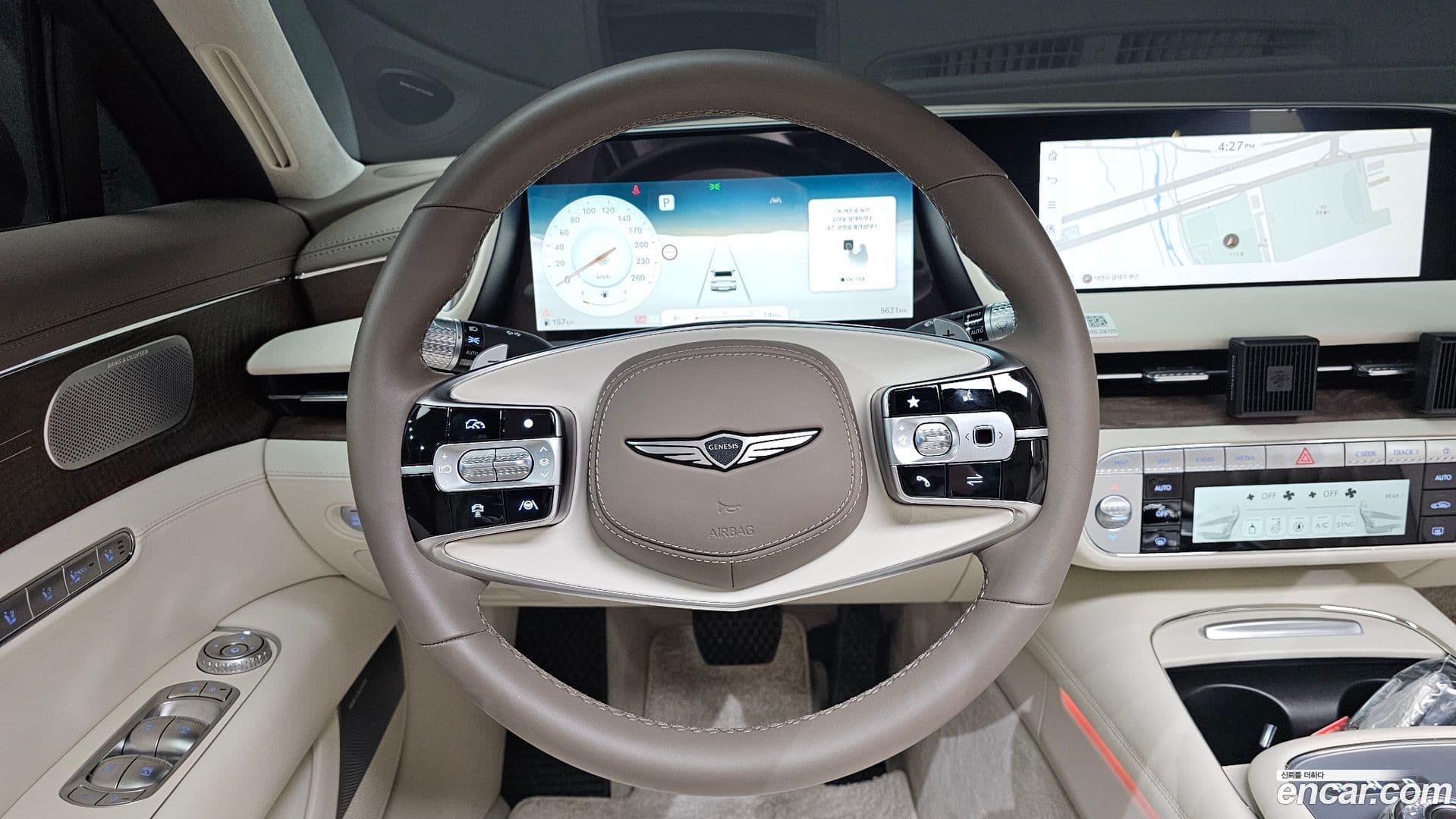 Main__Slider__Photo:G90 Genesis 2025.0-13