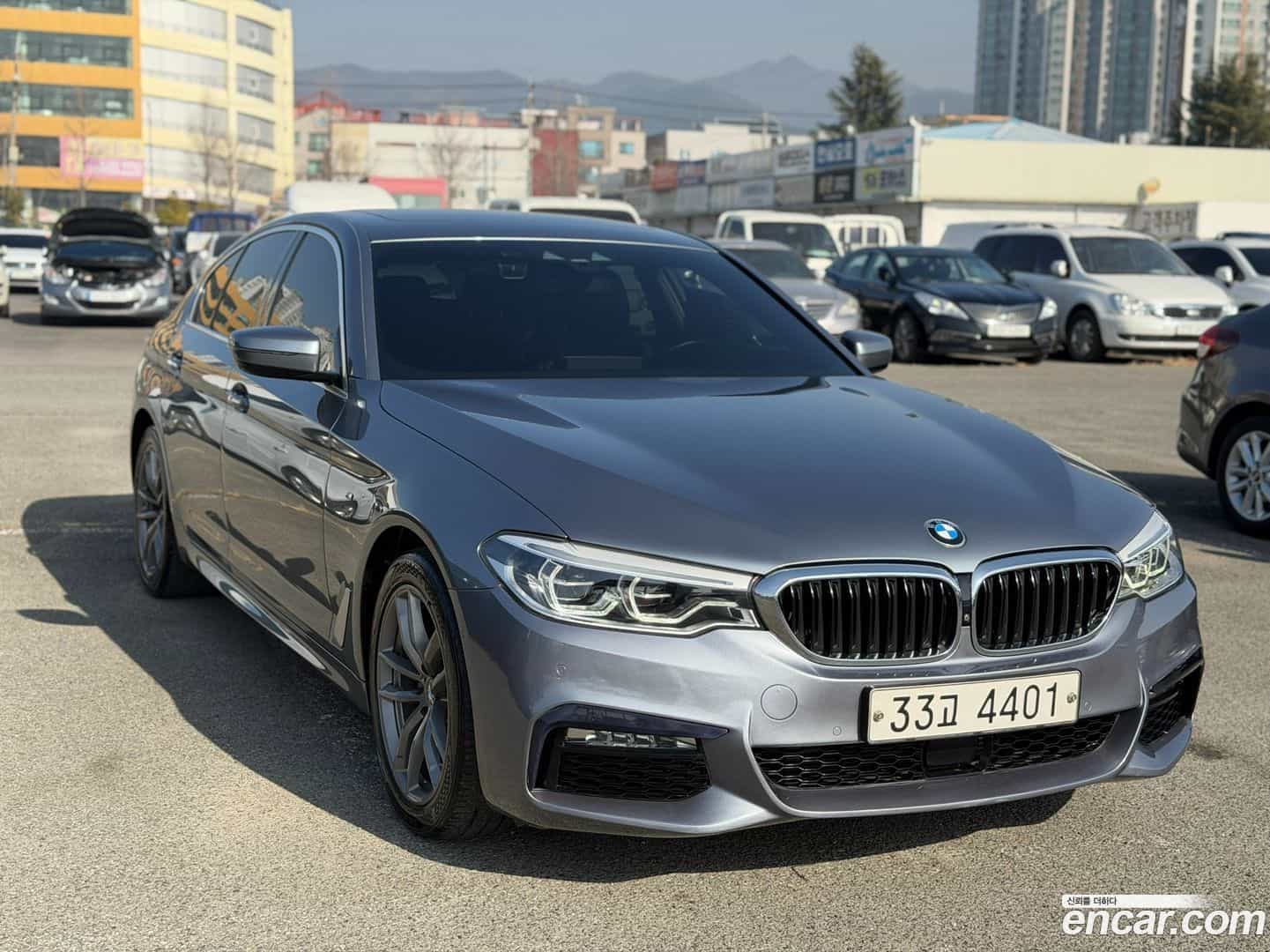 5-Series BMW 2018.5-OUTER-002