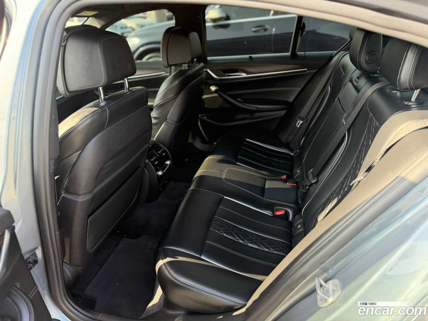 5-Series BMW 2018.5-OPTION-015