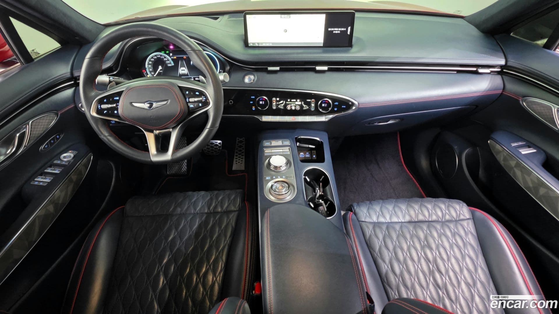 Main__Slider__Photo:GV70 Genesis 2022.0-6