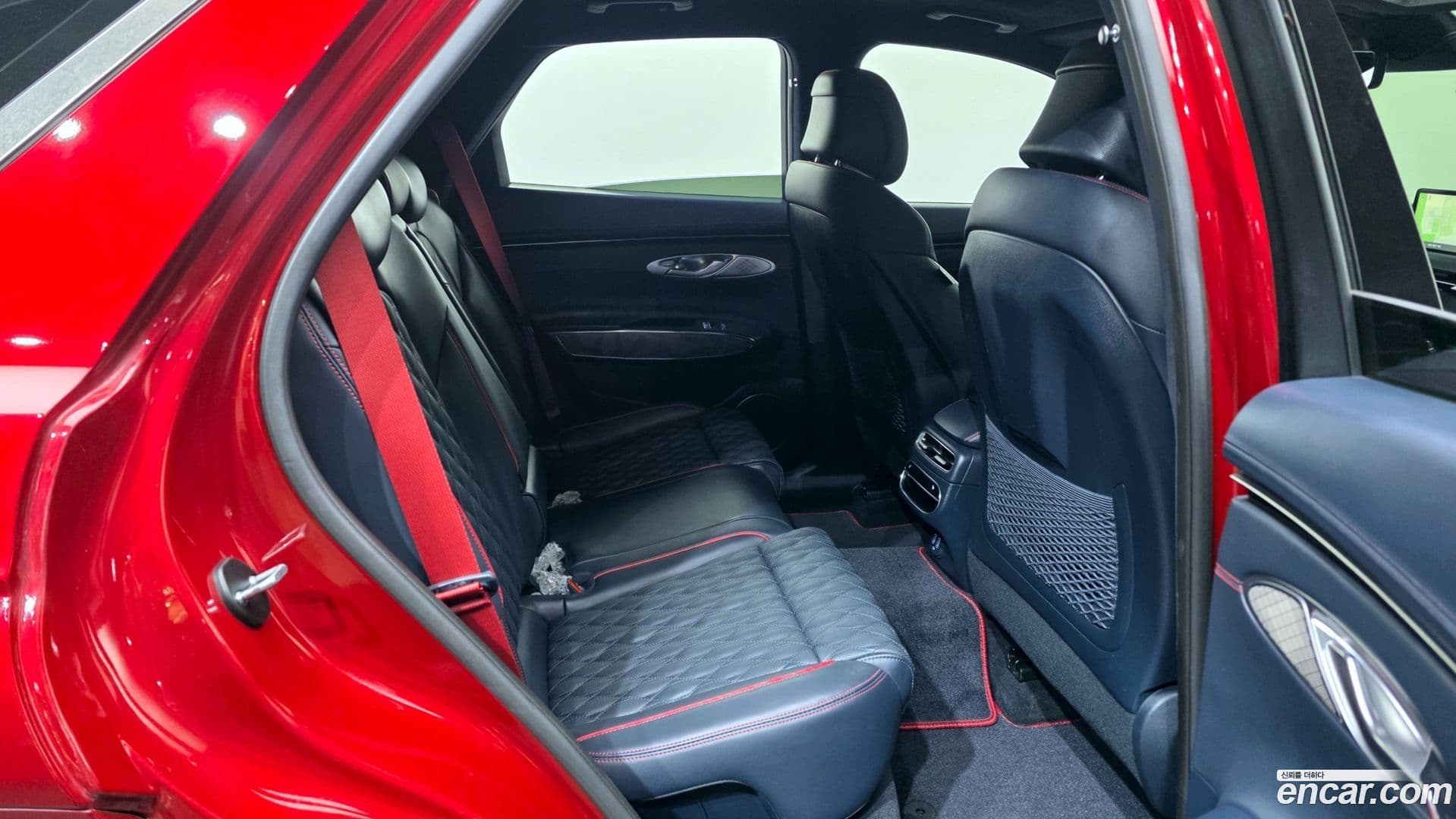 Main__Slider__Photo:GV70 Genesis 2022.0-11