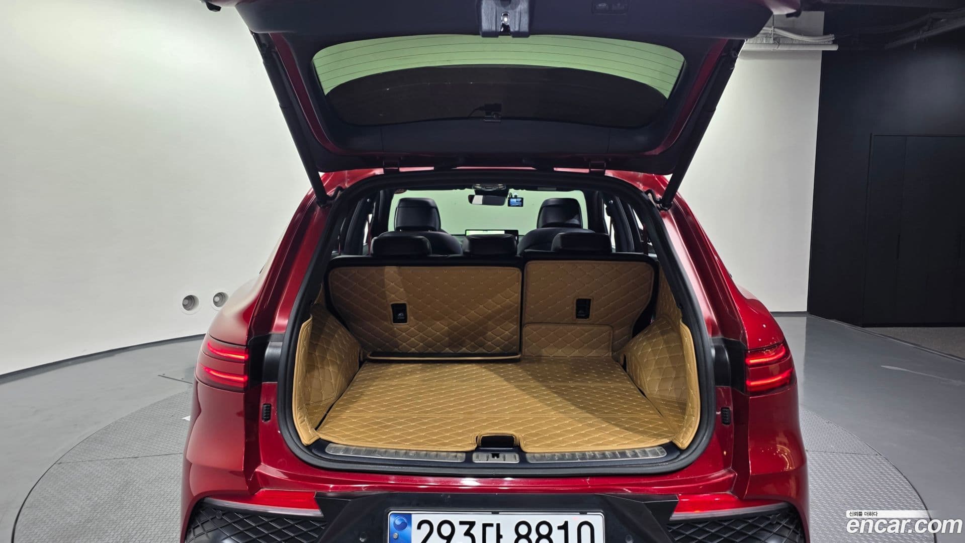 Main__Slider__Photo:GV70 Genesis 2022.0-19