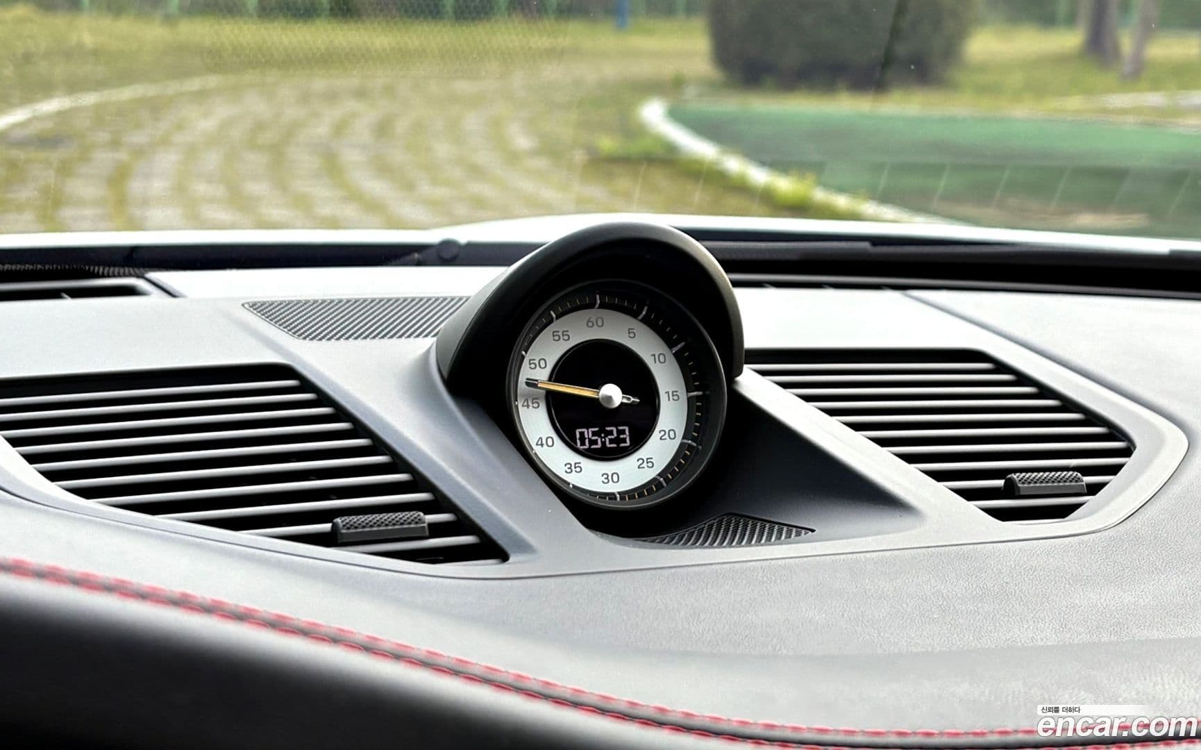 Main__Slider__Photo:911 Porsche 2022.4-13