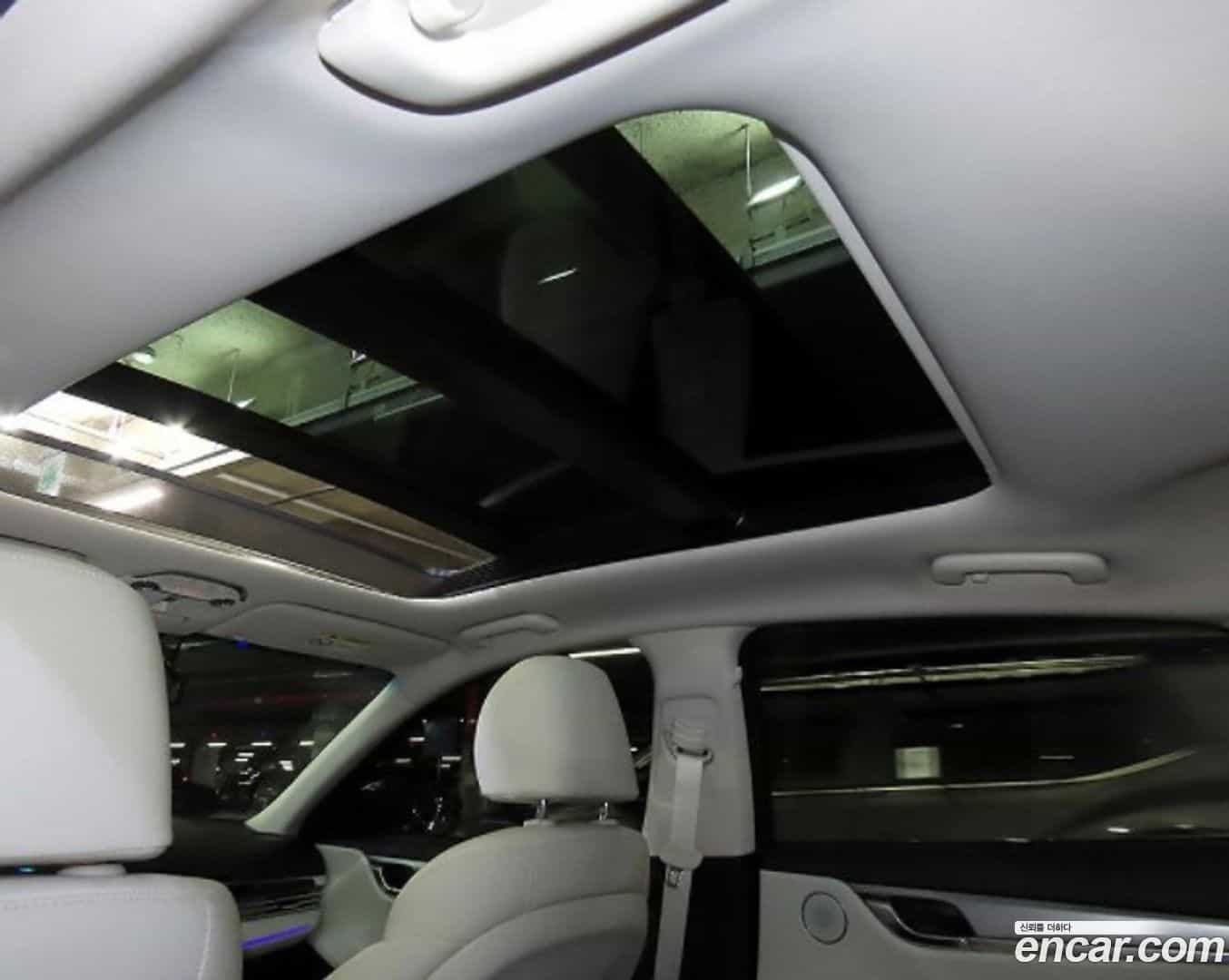 Grandeur Hyundai 2022.4-OPTION-024