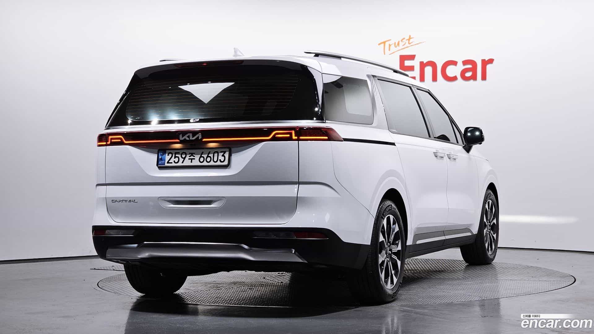 Canival Kia 2022.0-OUTER-002