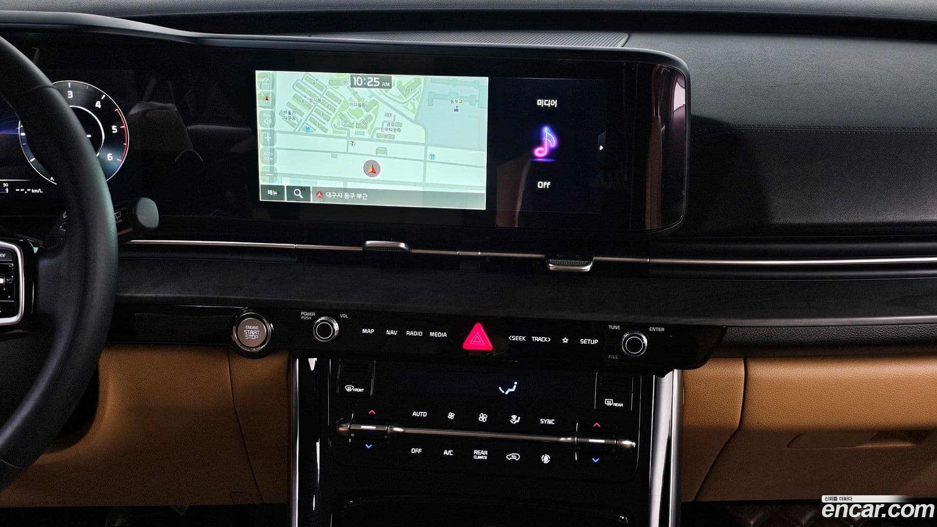 Main__Slider__Photo:Canival Kia 2022.0-13