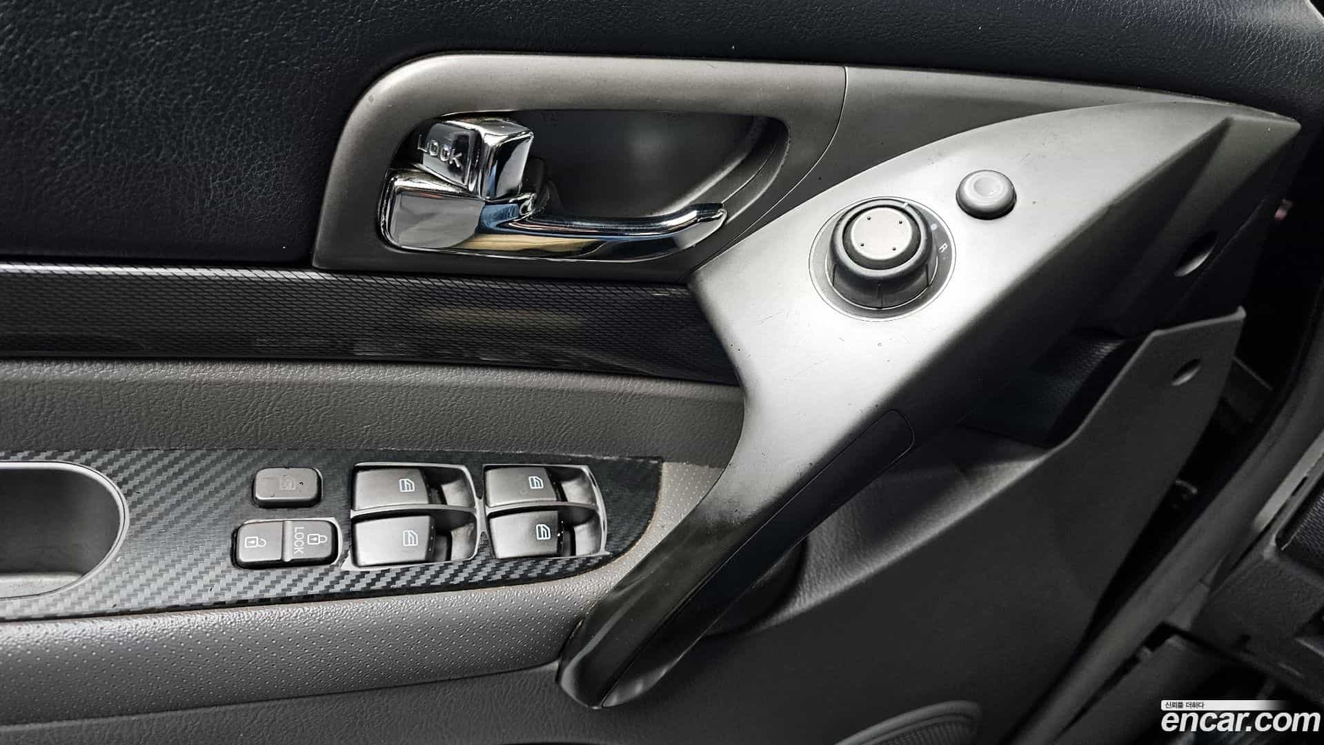 KORANDO KG_Mobility_Ssangyong 2014.2-OPTION-021