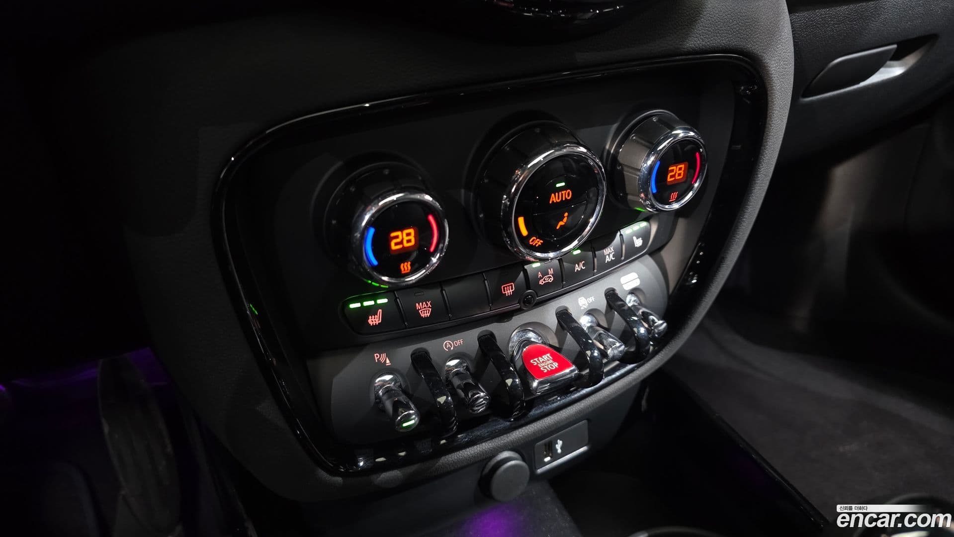 Main__Slider__Photo:Clubman Mini 2024.4-18