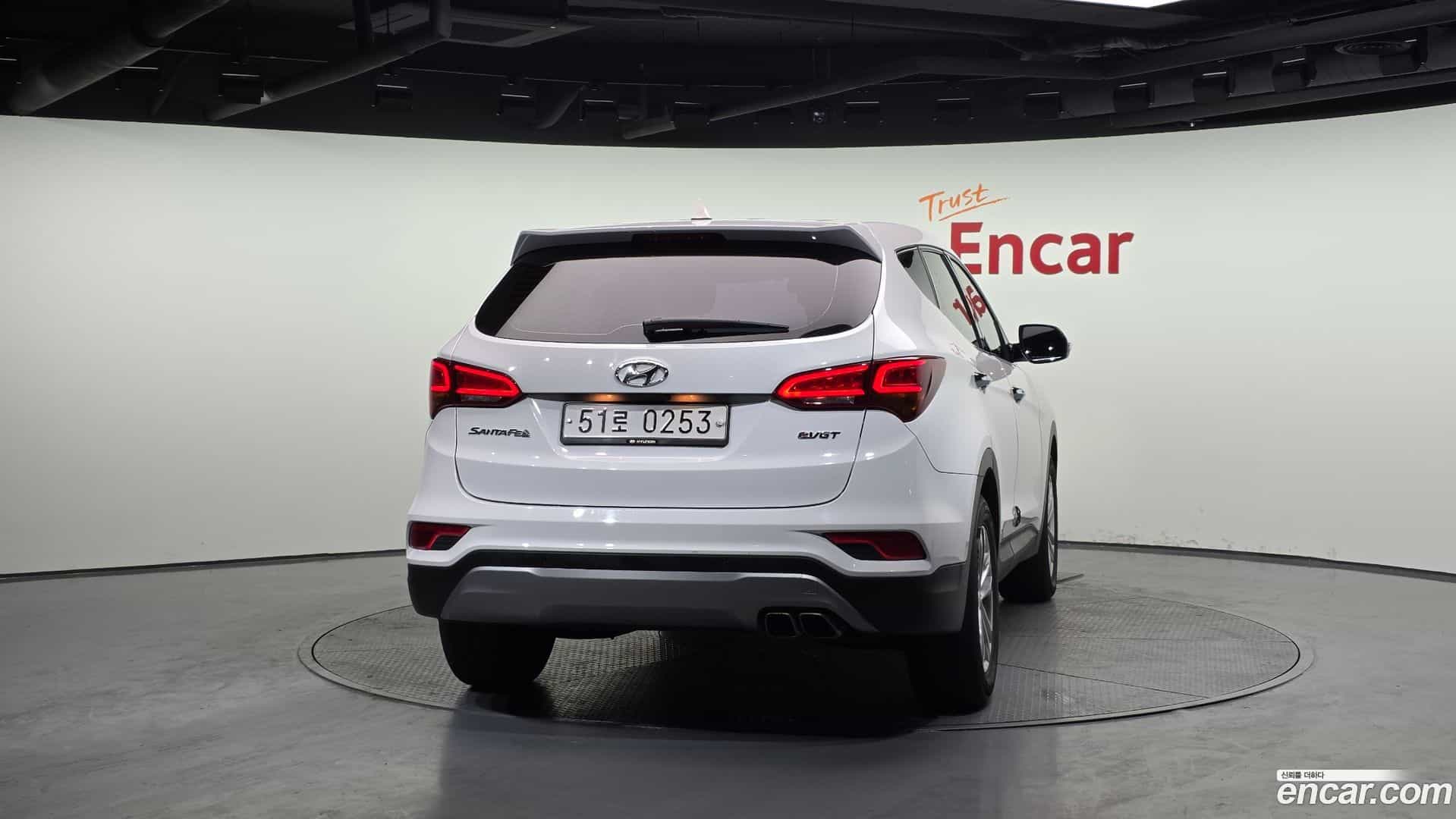 Santafe Hyundai 2016.3-OUTER-004