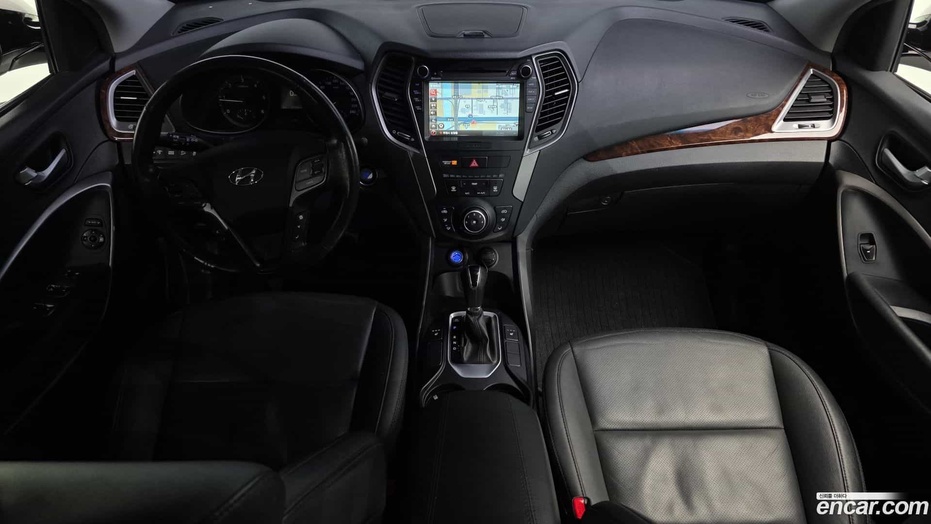 Santafe Hyundai 2016.3-INNER-007