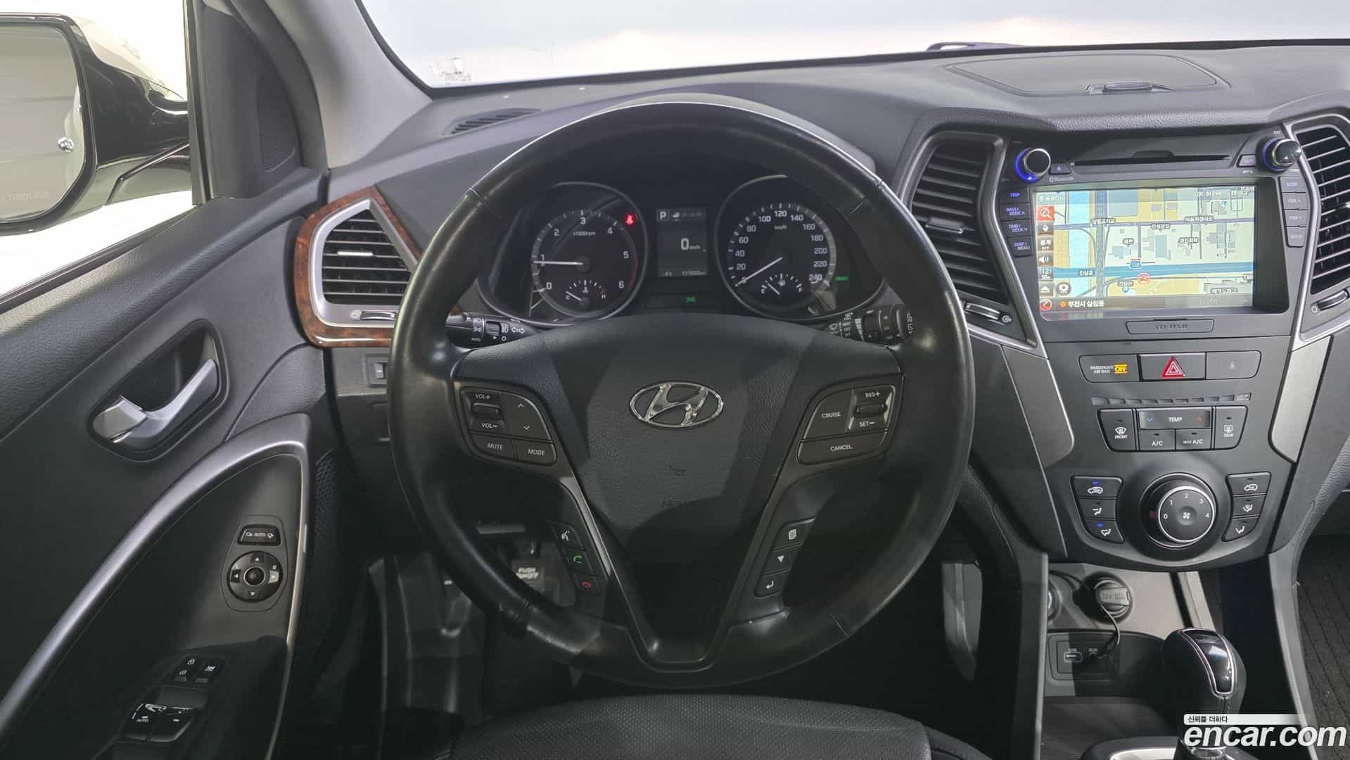 Santafe Hyundai 2016.3-OPTION-017
