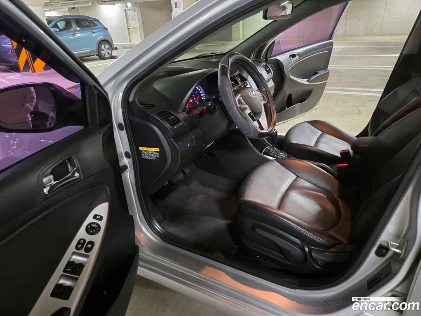 Accent Hyundai 2013.1-OPTION-015