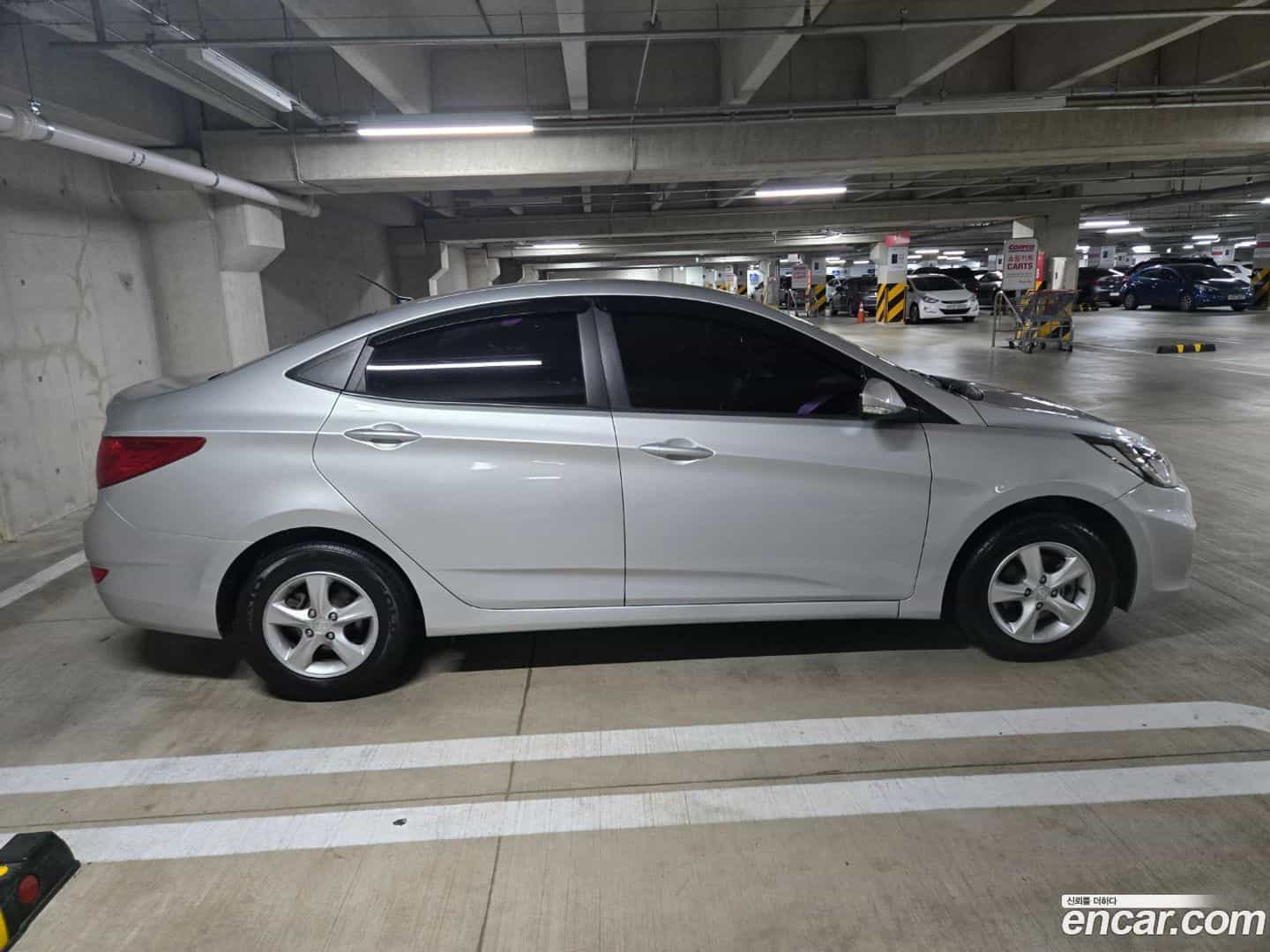 Accent Hyundai 2013.1-OPTION-022