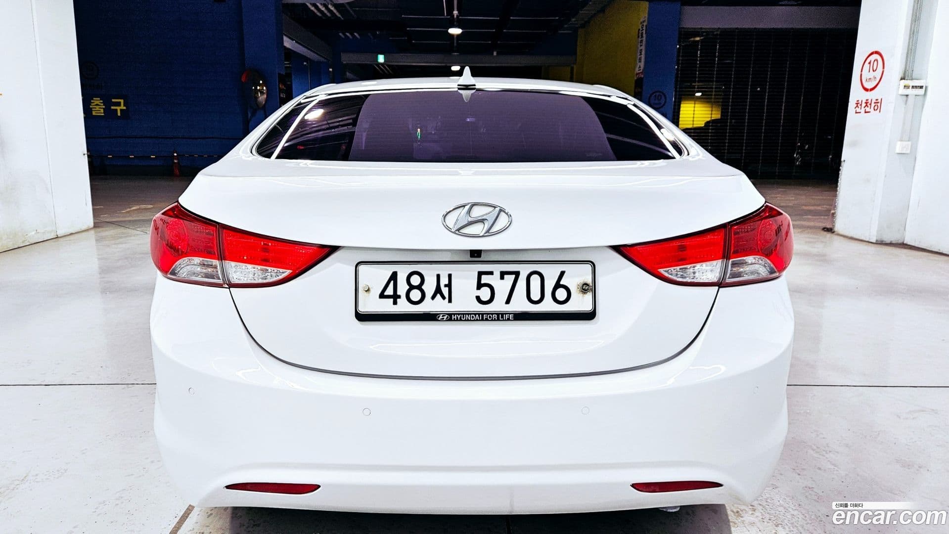 Main__Slider__Photo:AVANTE Hyundai 2011.5-9