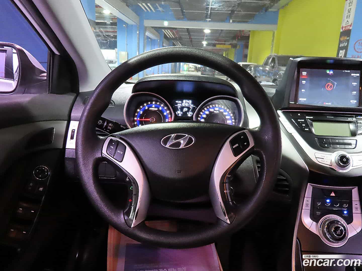 AVANTE Hyundai 2011.5-OPTION-020