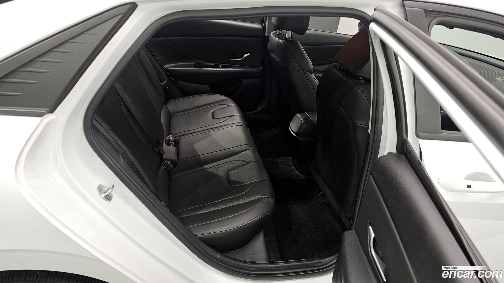 Main__Slider__Photo:AVANTE Hyundai 2020.9-11