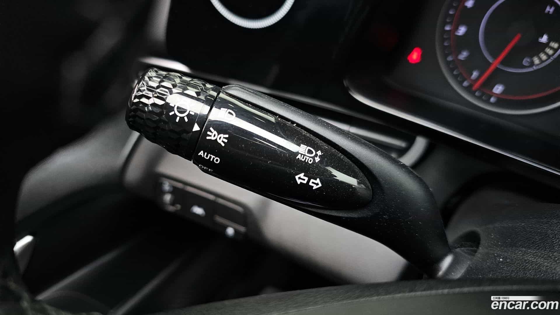 AVANTE Hyundai 2020.9-OPTION-021