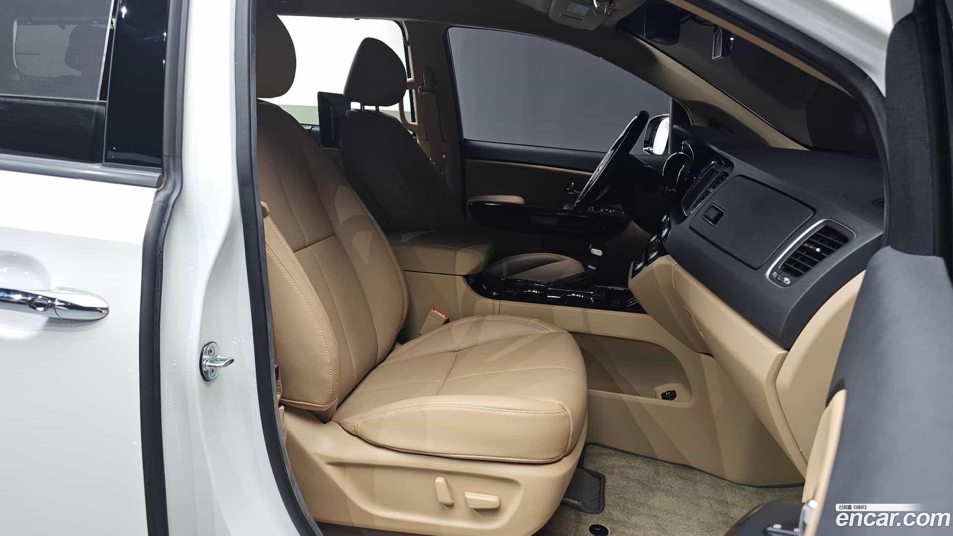 Canival Kia 2020.0-INNER-010