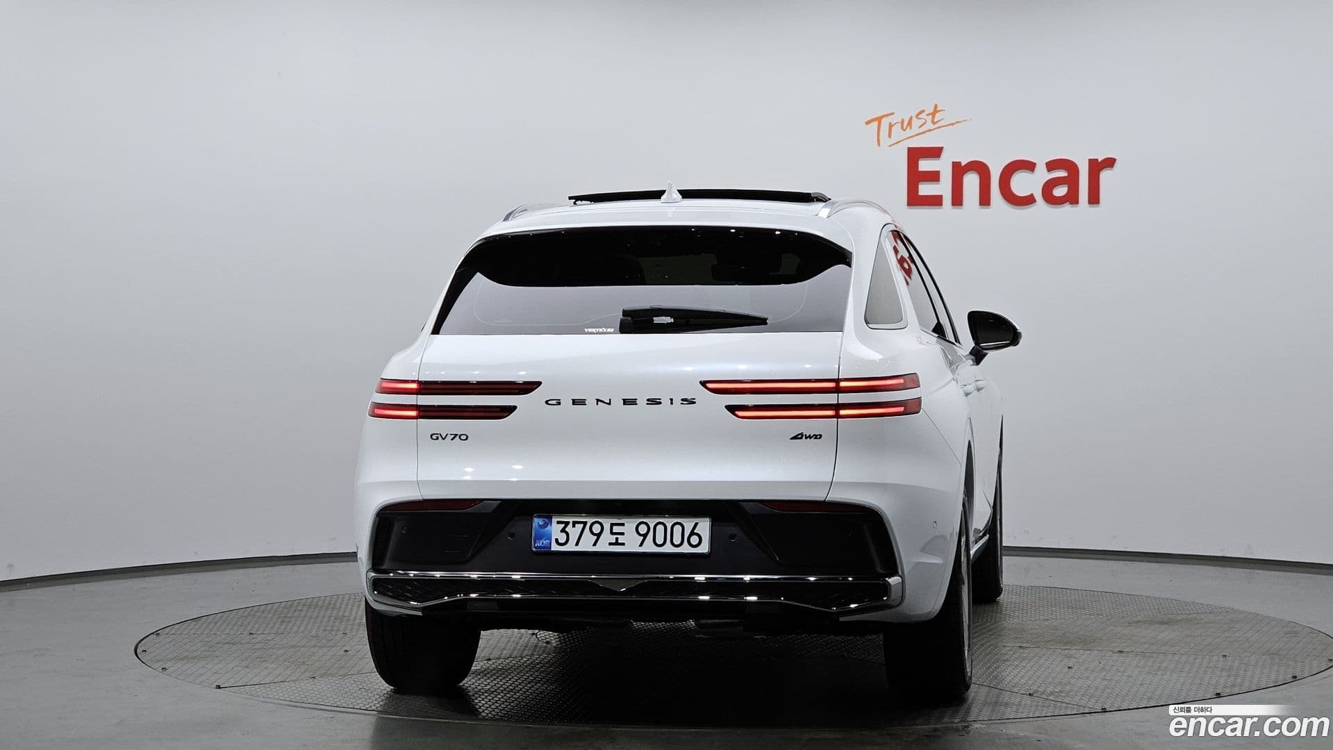 Main__Slider__Photo:GV70 Genesis 2025.8-3