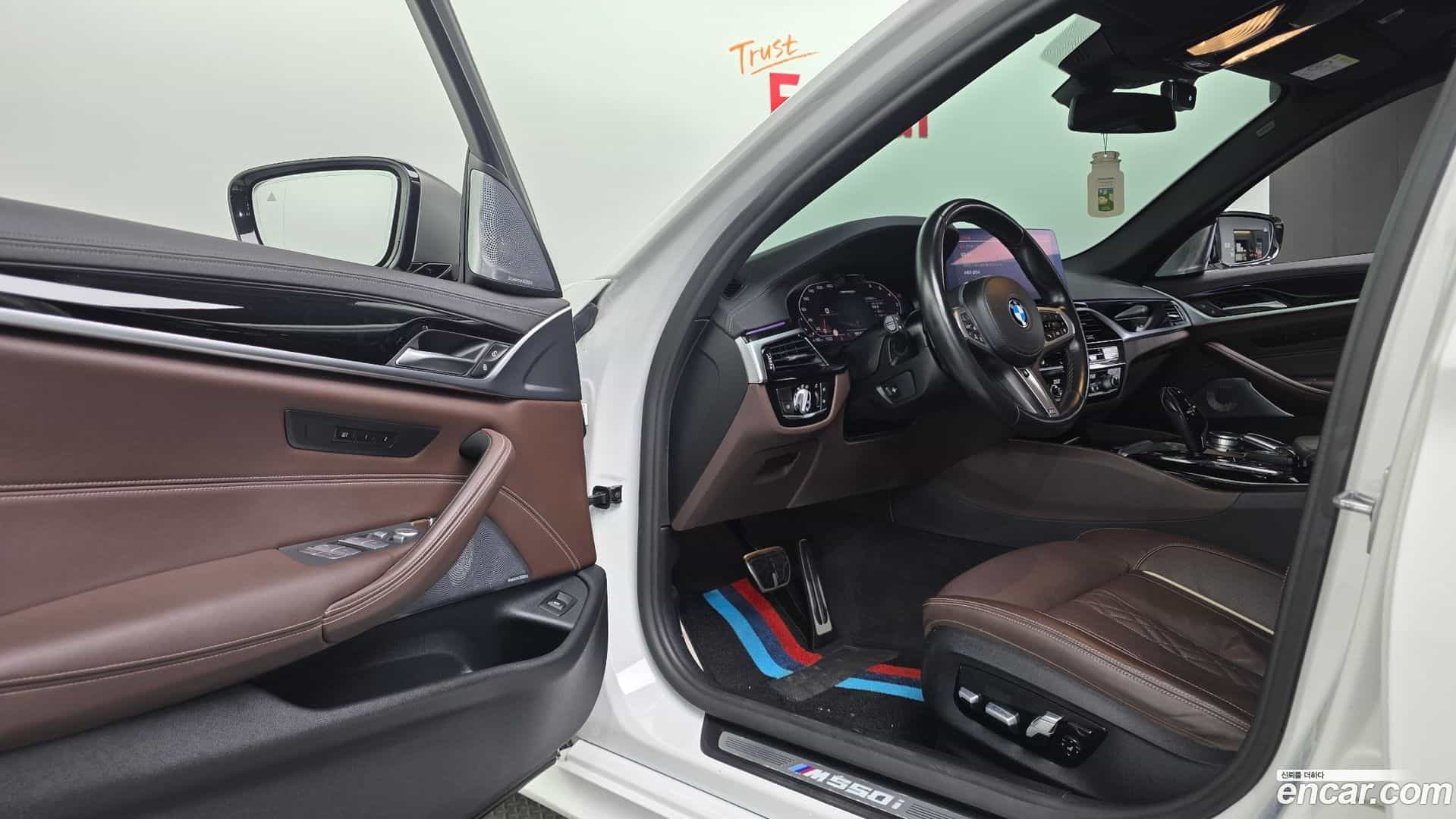 5-Series BMW 2022.0-OPTION-017