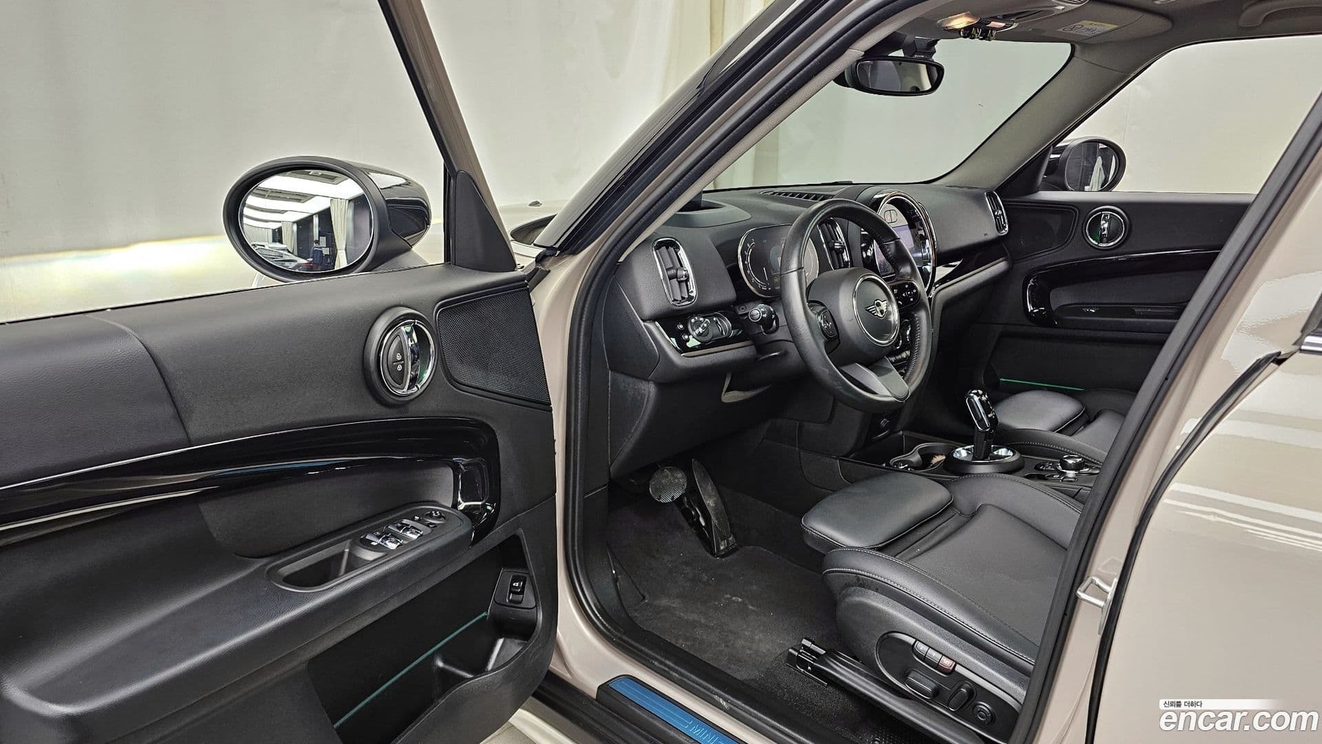 Main__Slider__Photo:Countryman Mini 2022.0-9