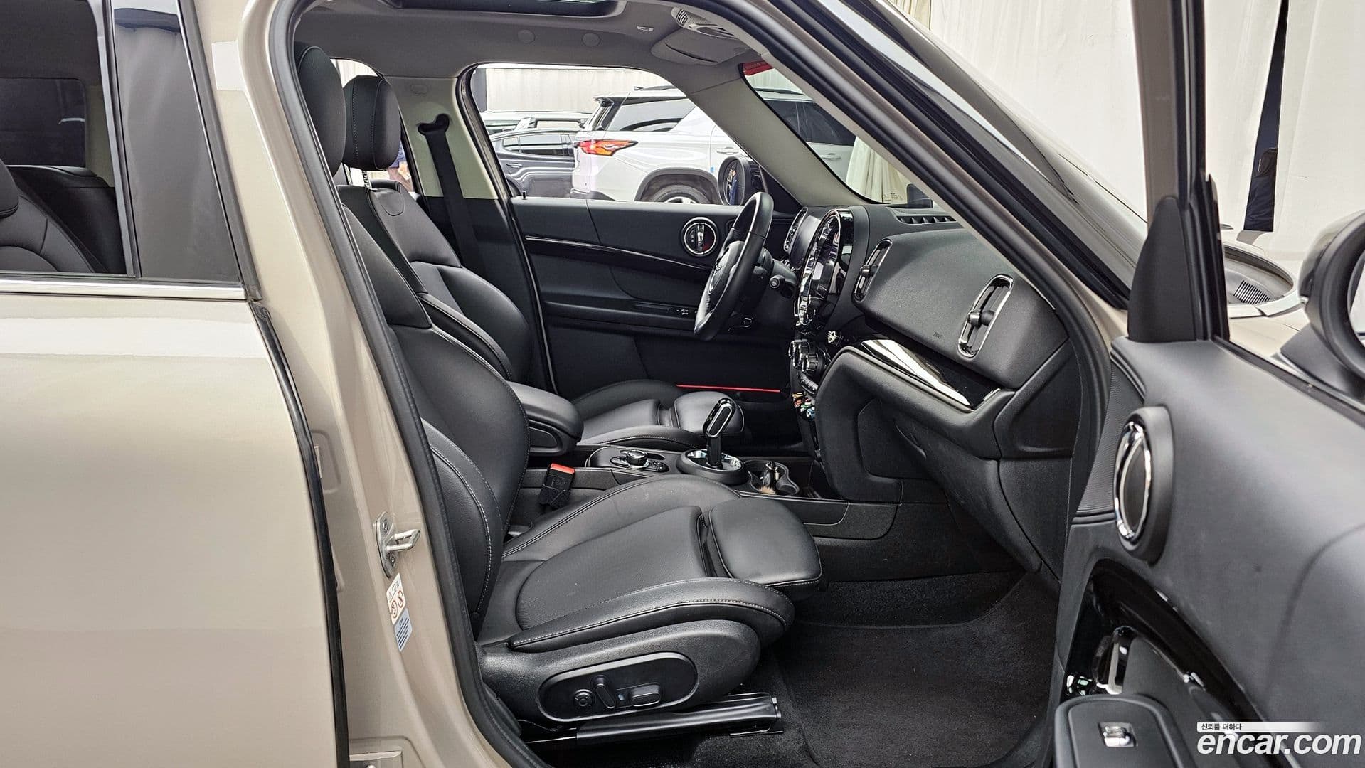 Main__Slider__Photo:Countryman Mini 2022.0-10