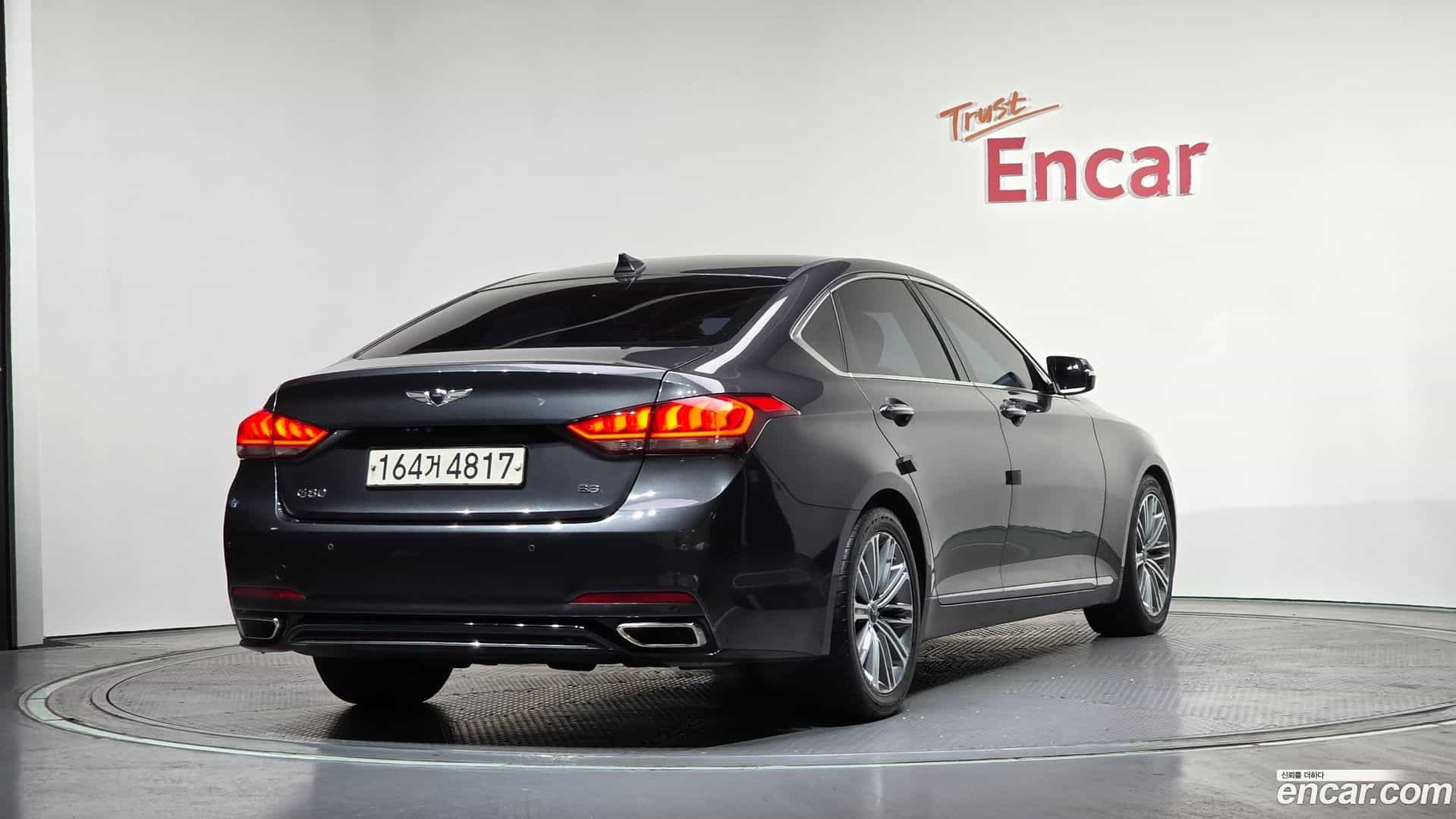 G80 Genesis 2018.1-OUTER-002