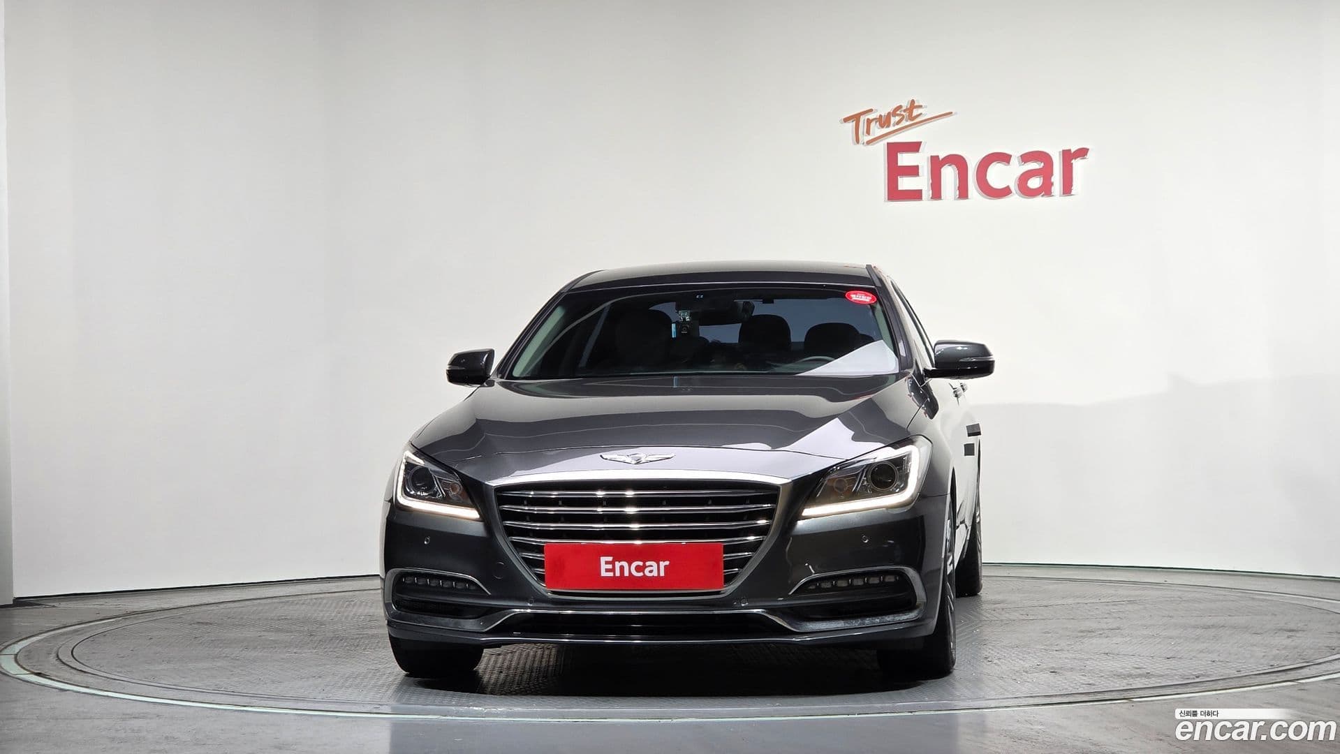 Main__Slider__Photo:G80 Genesis 2018.1-2