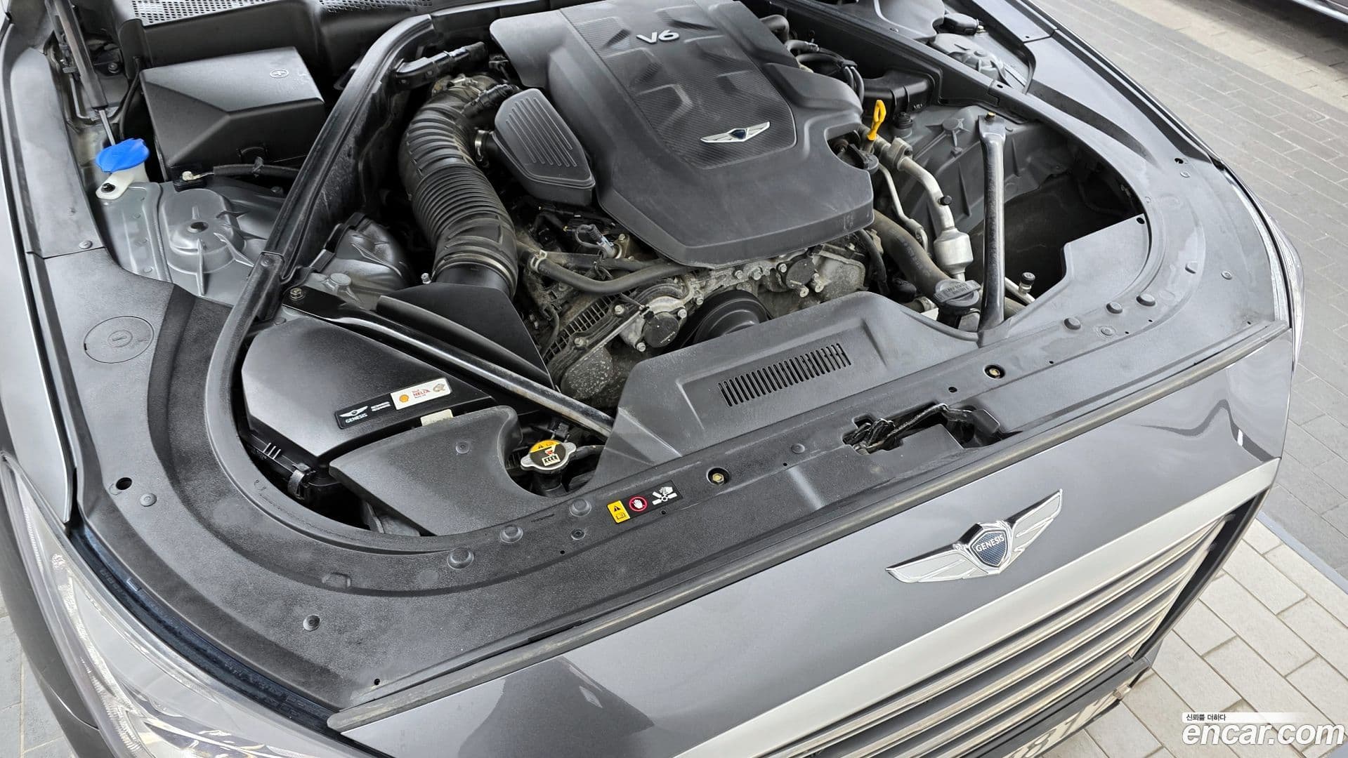 Main__Slider__Photo:G80 Genesis 2018.1-5