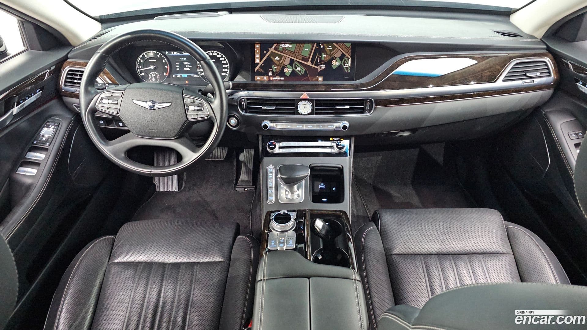 Main__Slider__Photo:G90 Genesis 2020.10-6