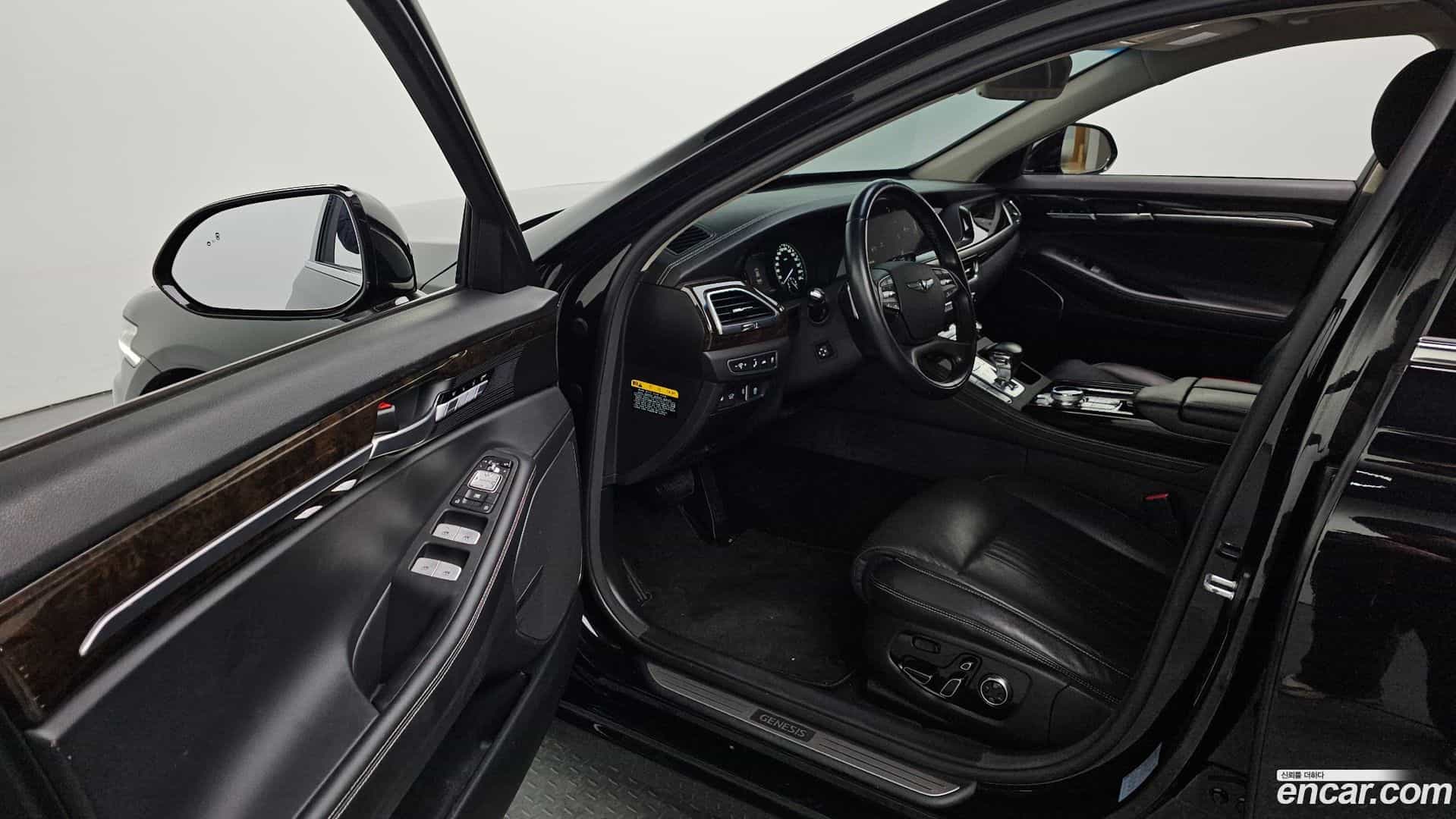 G90 Genesis 2020.10-INNER-010