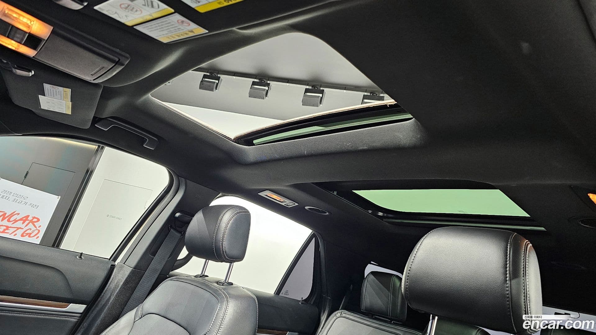 Main__Slider__Photo:Explorer Ford 2017.8-18