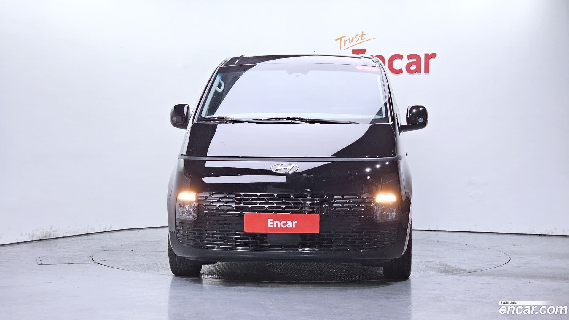 Main__Slider__Photo:Staria Hyundai 2021.5-2