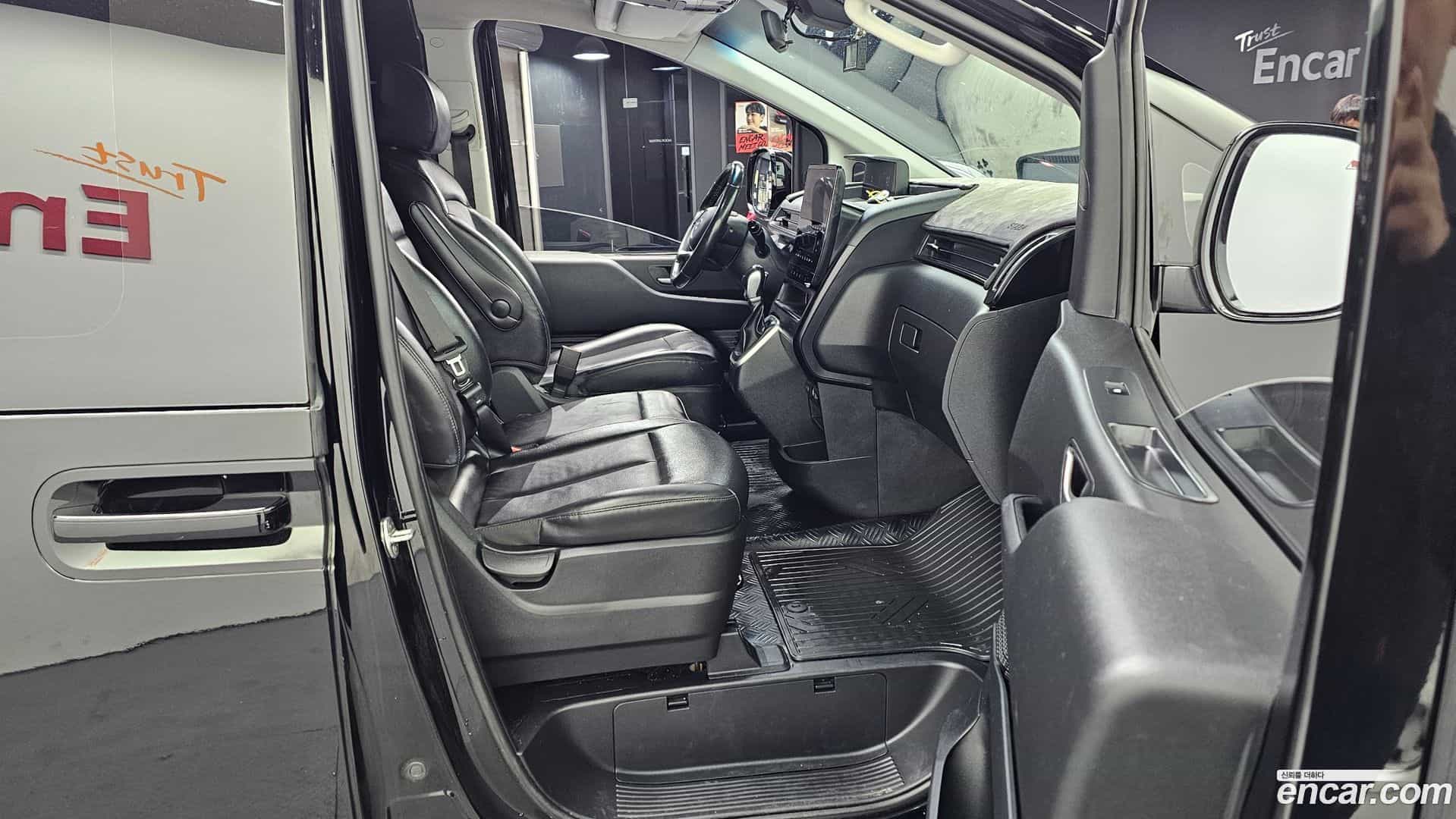 Staria Hyundai 2021.5-OPTION-015