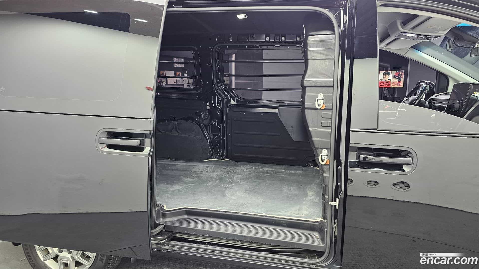 Staria Hyundai 2021.5-OPTION-016