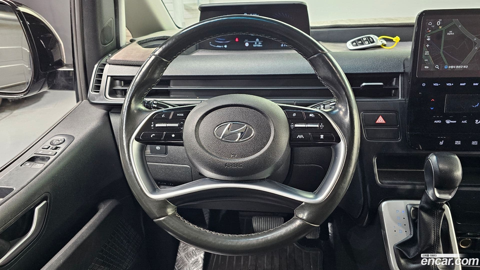 Main__Slider__Photo:Staria Hyundai 2021.5-12