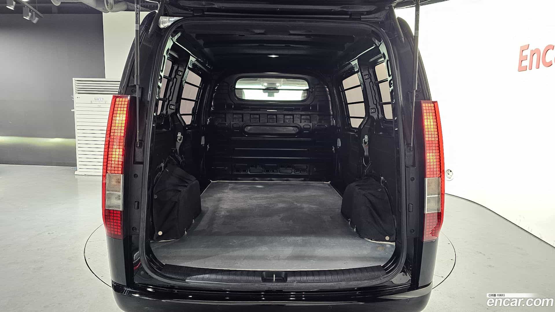 Staria Hyundai 2021.5-OPTION-024