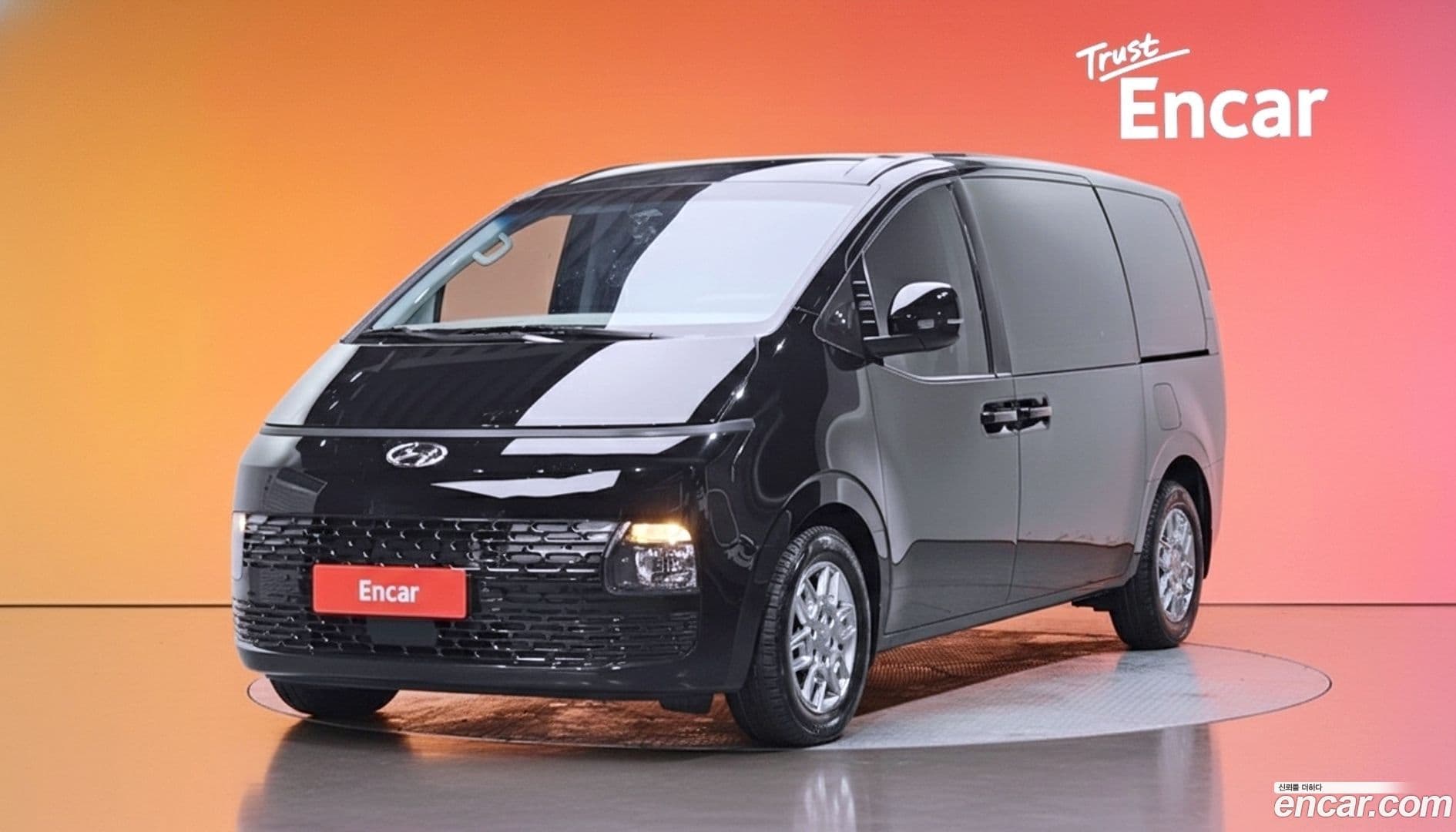 Main__Slider__Photo:Staria Hyundai 2021.5-0